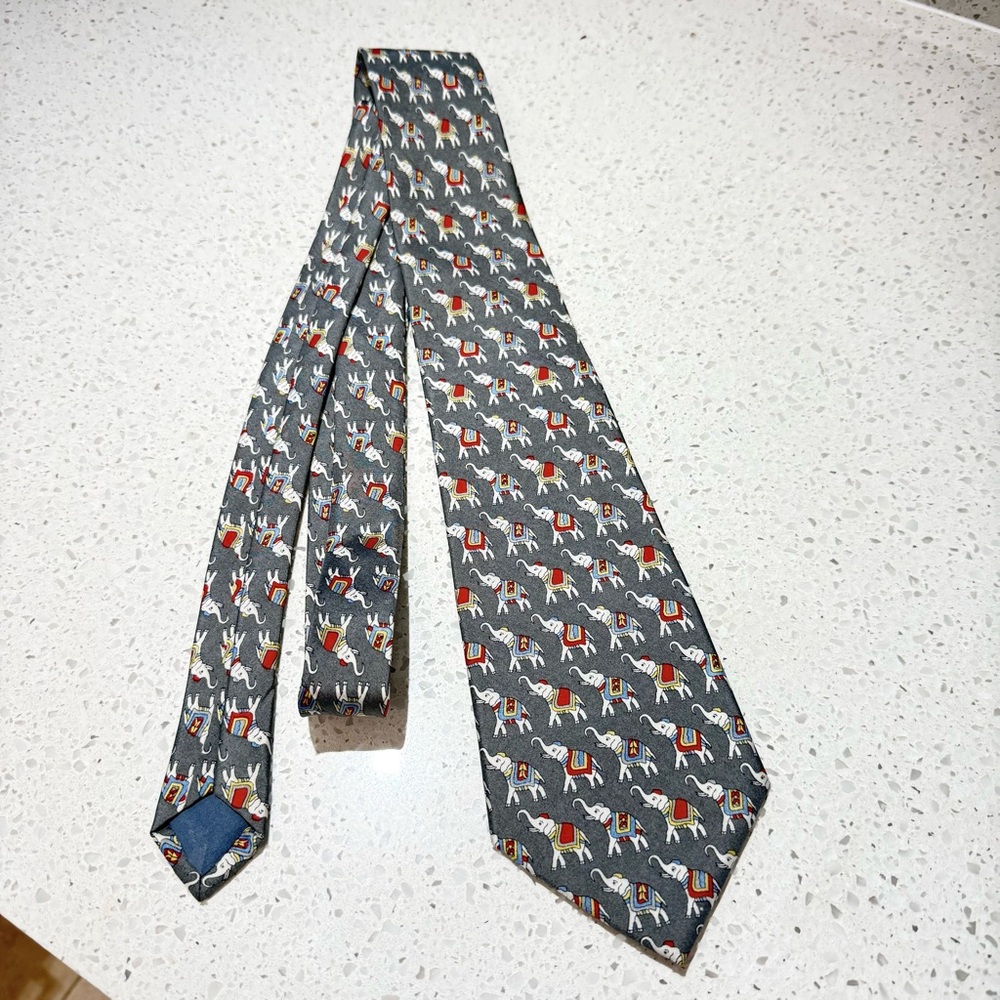 Gray Elephant Patterned Tie